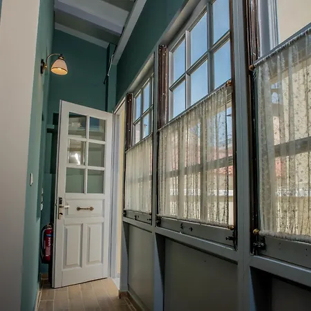 Апарт-отель Kyria Boutique House Афины