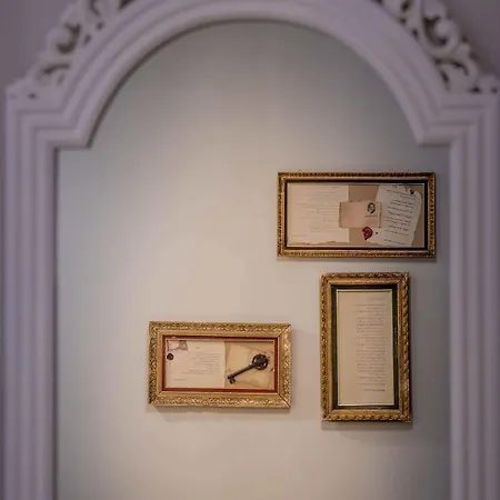 Kyria Boutique House