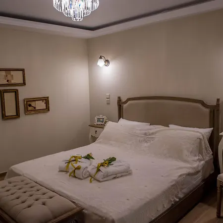 Kyria Boutique House Апарт-отель Афины