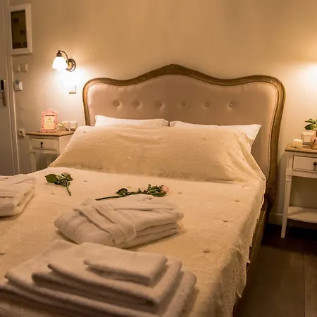 Kyria Boutique House 3* Atina