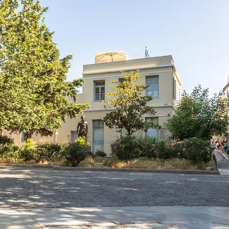 Kyria Boutique House 3*